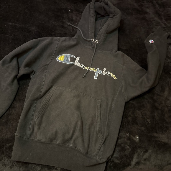 Champion Black Pullover Hoodie - Picture 1 of 5